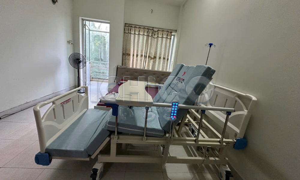 giường y tế có bô vệ sinh
